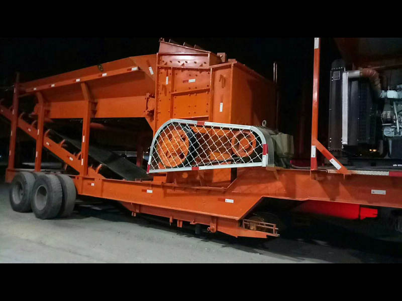 車載移動(dòng)破碎站